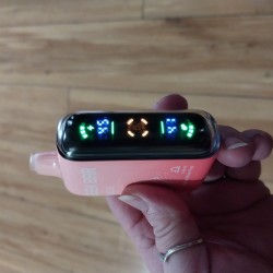 Geek Bar Pulse Vape with led screen